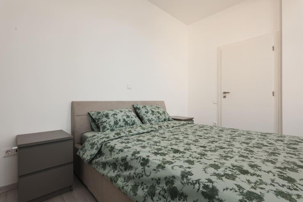 Ambassador Apartment Baia Mare Eksteriør billede